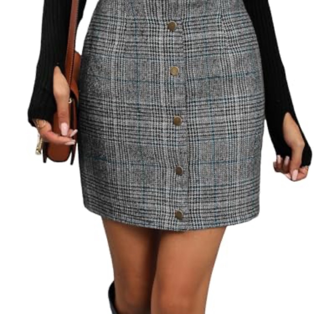 SHEIN Gray Plaid Mini Skirt with Buttons